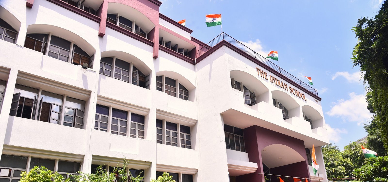 School campus building